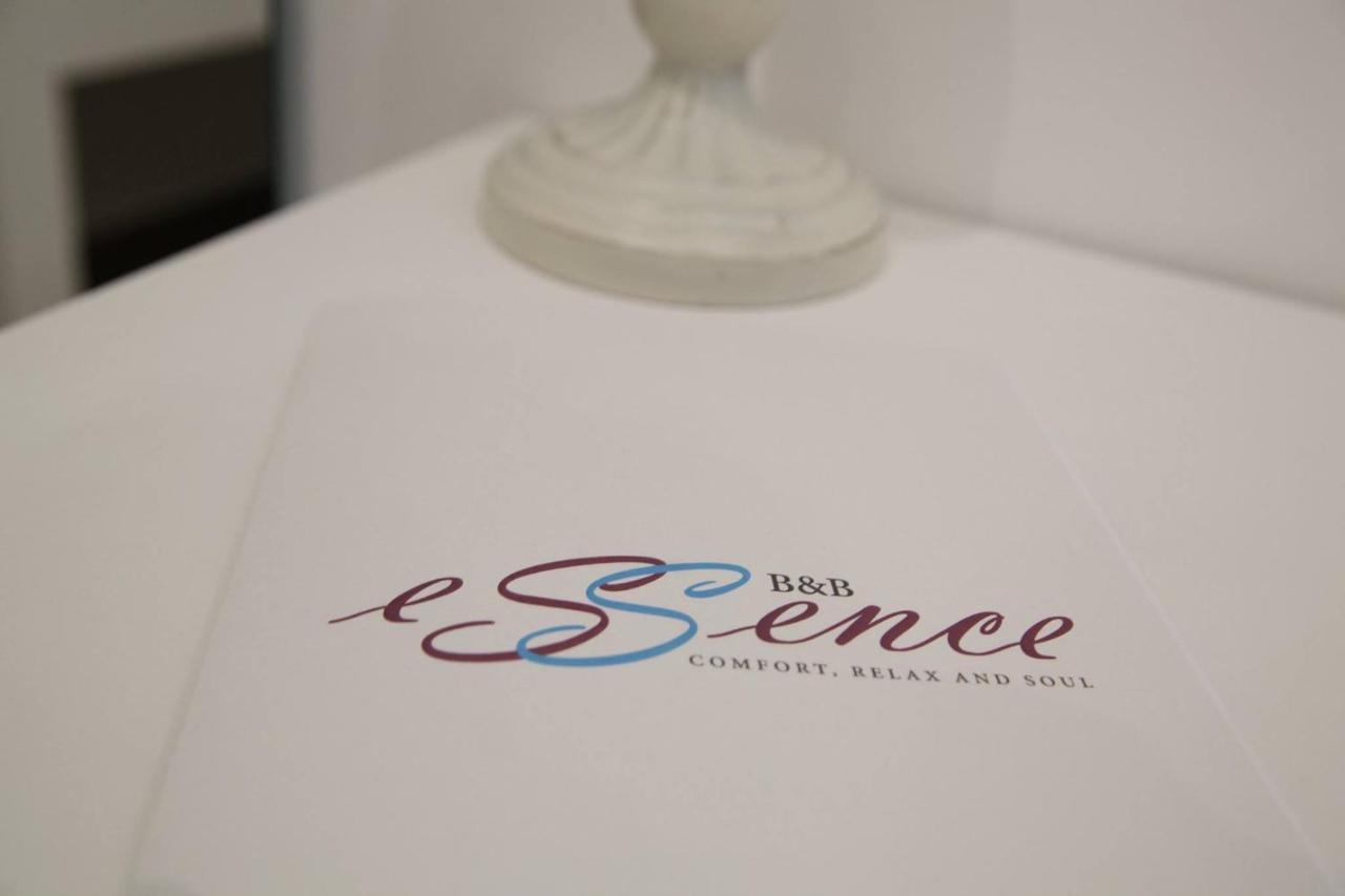 Essence Bed & Breakfast Barletta Bagian luar foto