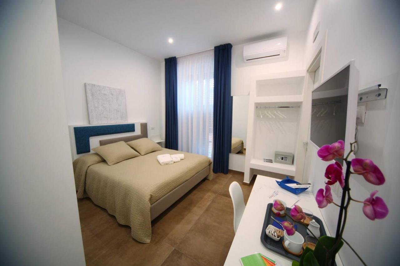 Essence Bed & Breakfast Barletta Bagian luar foto