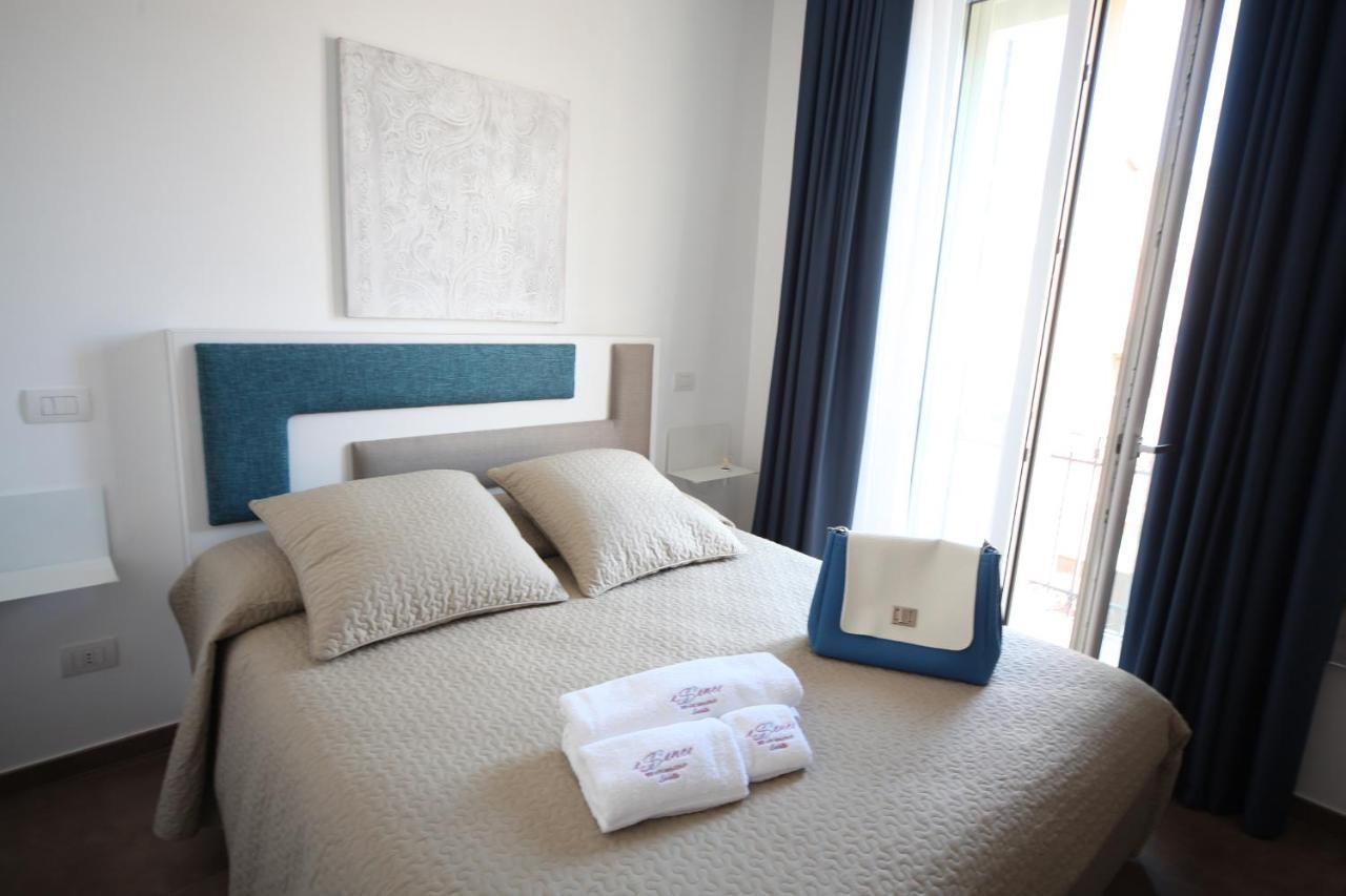Essence Bed & Breakfast Barletta Bagian luar foto